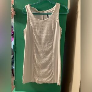 Kensie Body Com White Sleeves Dress in Large